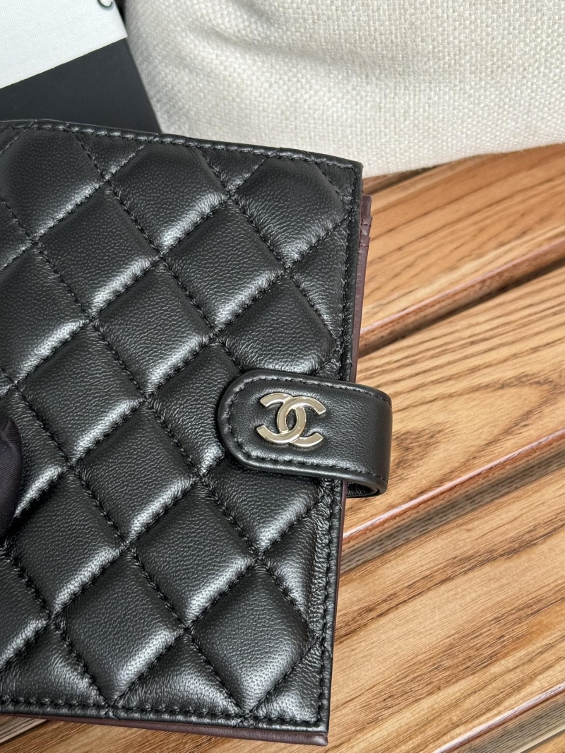 Ch**el wallet purse
